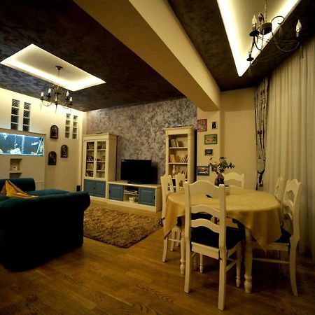 Classic Apartment Braşov Exterior foto