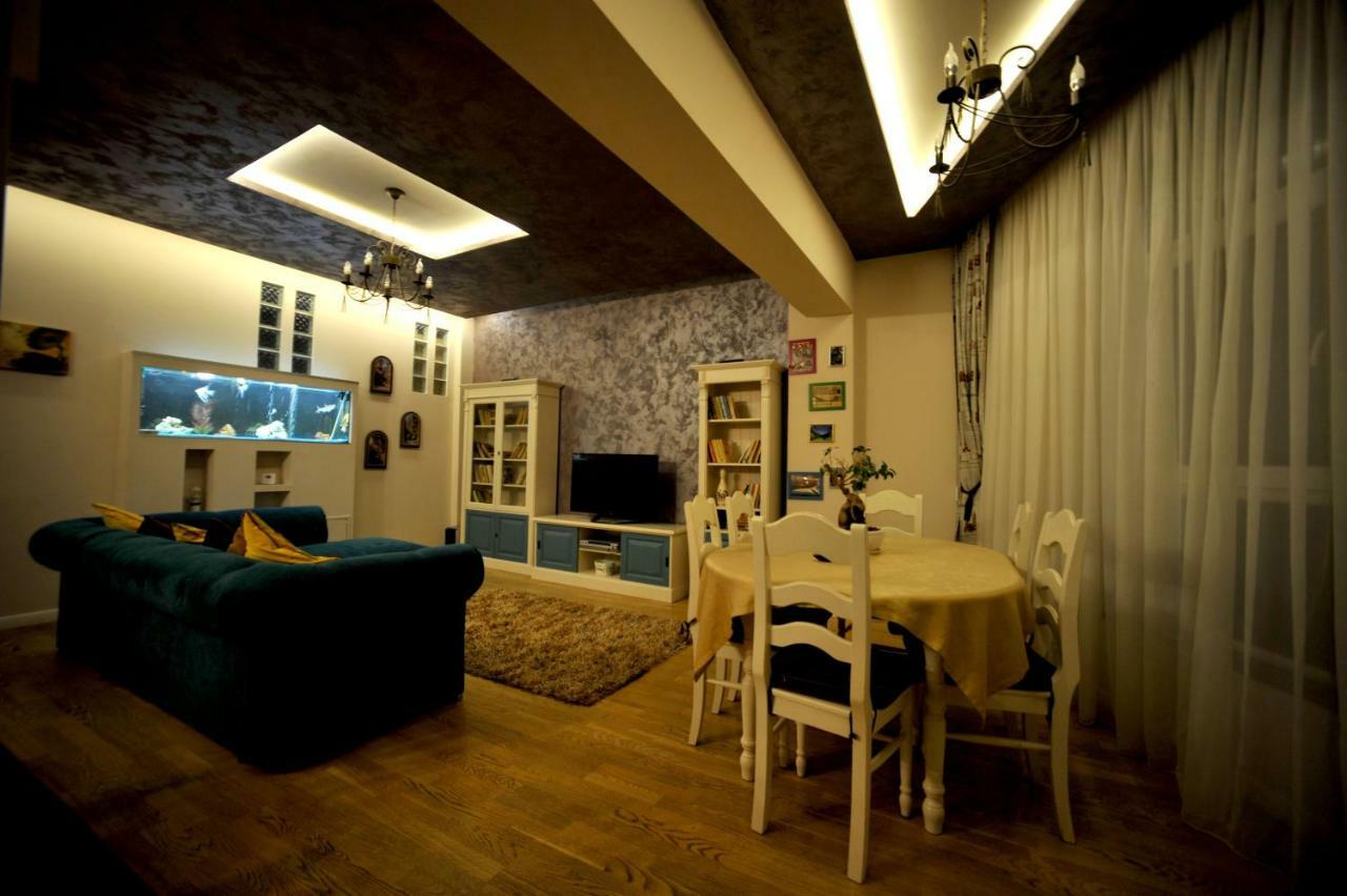 Classic Apartment Braşov Exterior foto