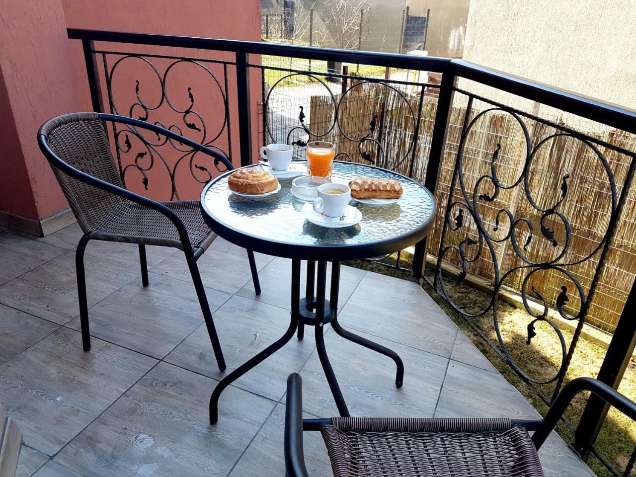 Classic Apartment Braşov Exterior foto